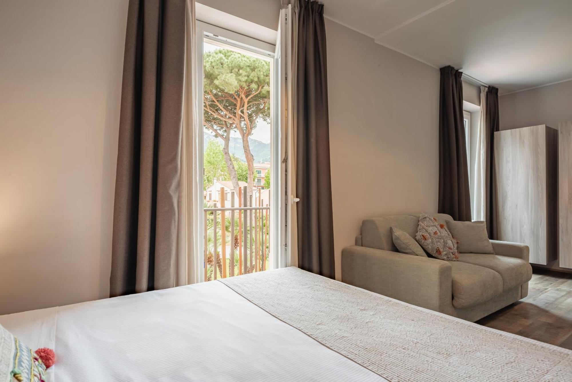 Marina Garden Hotel 4*