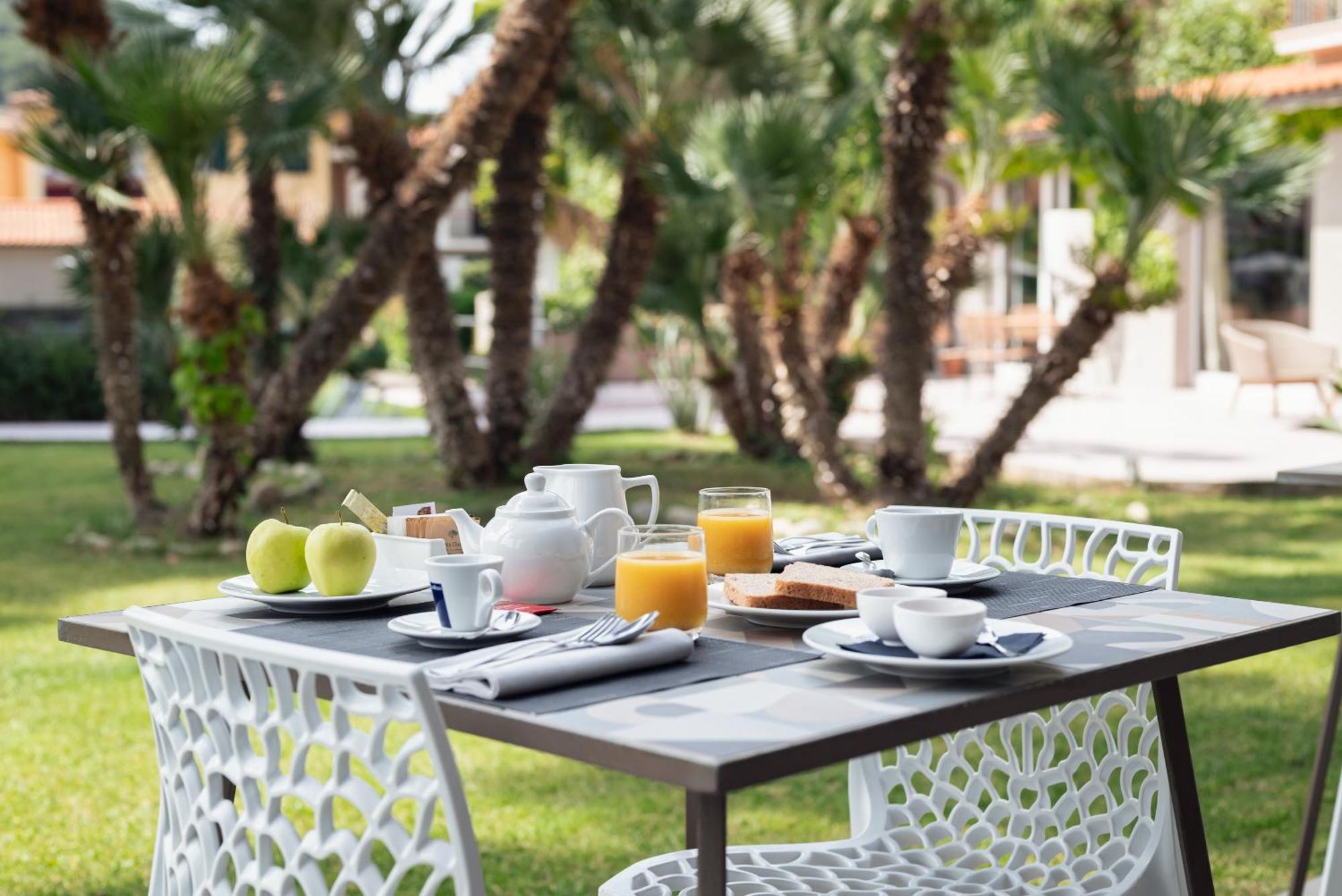 Marina Garden Hotel